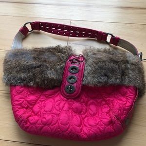 Pink bag with fur